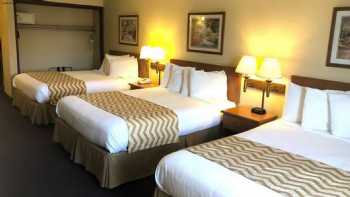 Travelodge by Wyndham Grand Island