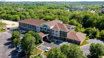 Holiday Inn Express & Suites Omaha West, an IHG Hotel