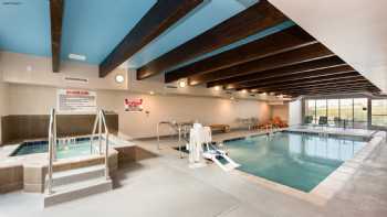 Home2 Suites by Hilton Omaha West, NE