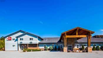 Best Western Plus Ticonderoga Inn & Suites