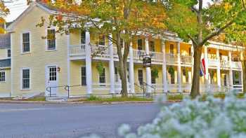 Essex Inn on the Adirondack Coast