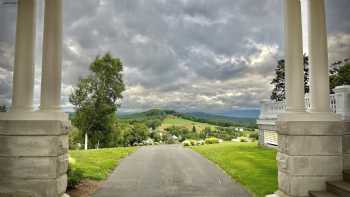 The Inn At Burklyn