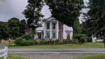 McIndoe Falls Inn