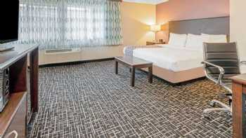 La Quinta Inn & Suites by Wyndham North Orem