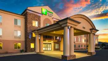 Holiday Inn Express & Suites Cedar City, an IHG Hotel