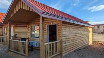 Red Canyon Cabins