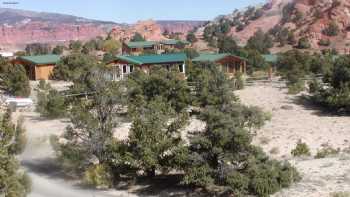 Pine Shadows Cabins