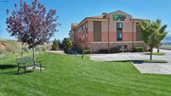 Holiday Inn Express & Suites Richfield, an IHG Hotel