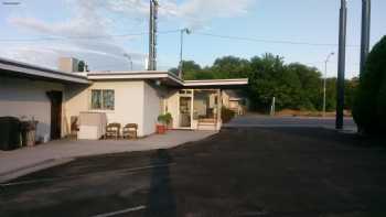 New West Motel