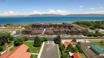 Waters Edge Resort at Bear Lake