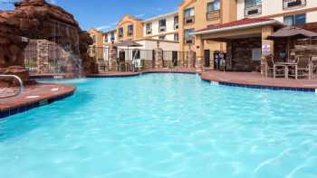 Holiday Inn Express & Suites Moab, an IHG Hotel