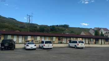 Valley View Motel