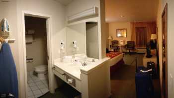 Ramada by Wyndham Salt Lake City