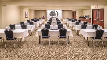 DoubleTree by Hilton Hotel Portland - Beaverton