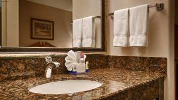 Best Western Dallas Inn & Suites