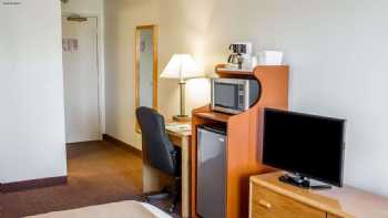 Quality Inn & Suites Longview Kelso