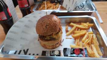 Burger No7 Bostanlı