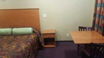 Budget Inn-Hillsboro