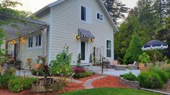 Endicott Gardens Bed & Breakfast and Spa