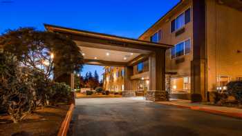 Best Western Cascade Inn & Suites