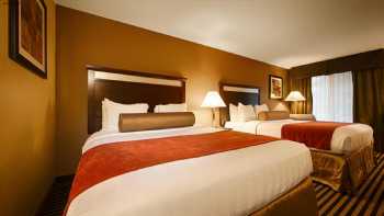 Best Western Plus Prairie Inn