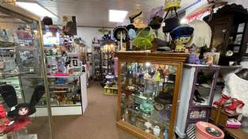 Thriftiques Antiques