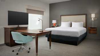 Hampton Inn & Suites Portland/Hillsboro-Evergreen Park