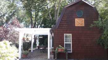 Cobblestone Cottages Bed and Breakfast