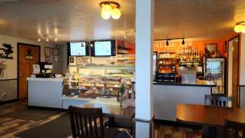 Chilkat Restaurant & Bakery