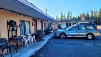 Whispering Pines Motel