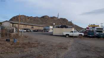 Jim's Sinclair & Towing / Basque Station Motel