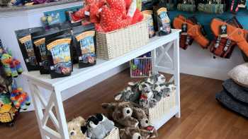 Kanga Bay Pet Supply Store