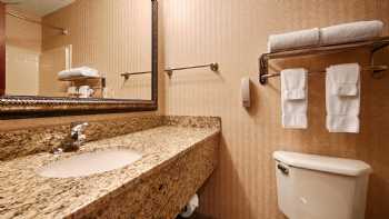 Best Western University Inn & Suites