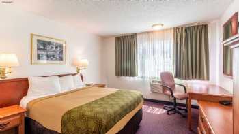 Rodeway Inn & Suites Hwy 217 & 26 W