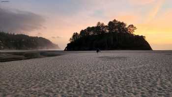 Neskowin Resort