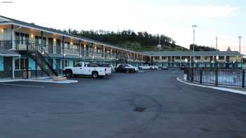 Days Inn by Wyndham Roseburg