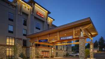 Hampton Inn & Suites Roseburg