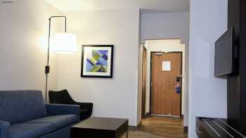 Holiday Inn Express & Suites Ashland, an IHG Hotel