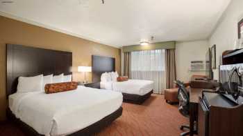 Best Western Plus Parkway Inn