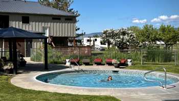 Grande Hot Springs RV Resort