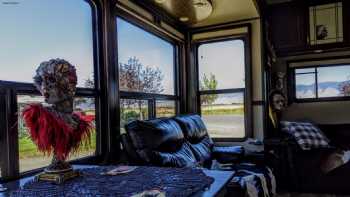 Grande Hot Springs RV Resort