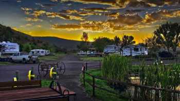 Grande Hot Springs RV Resort