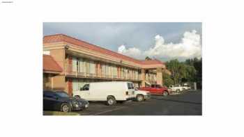 Express Inn & Suites