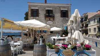 Kavala Cafe & Winehouse