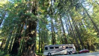 Redwood Hwy Campground