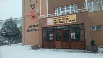 Ayvalık Rahim Usta Anadolu Lisesi