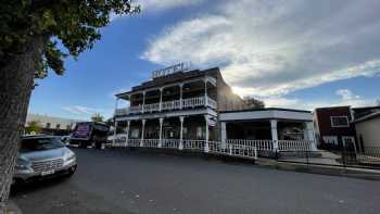 Jamestown Hotel Restaurant