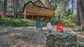 Bear's Lair Vacation Rental