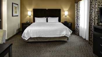 Hampton Inn & Suites Bakersfield/Hwy 58, CA