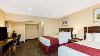 Days Inn by Wyndham Redwood City